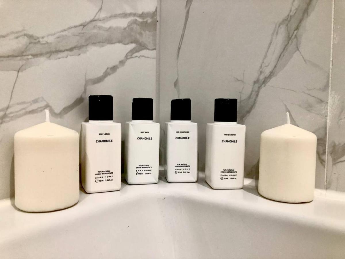 Apartaments Airport Okecie Premium Varşova Dış mekan fotoğraf